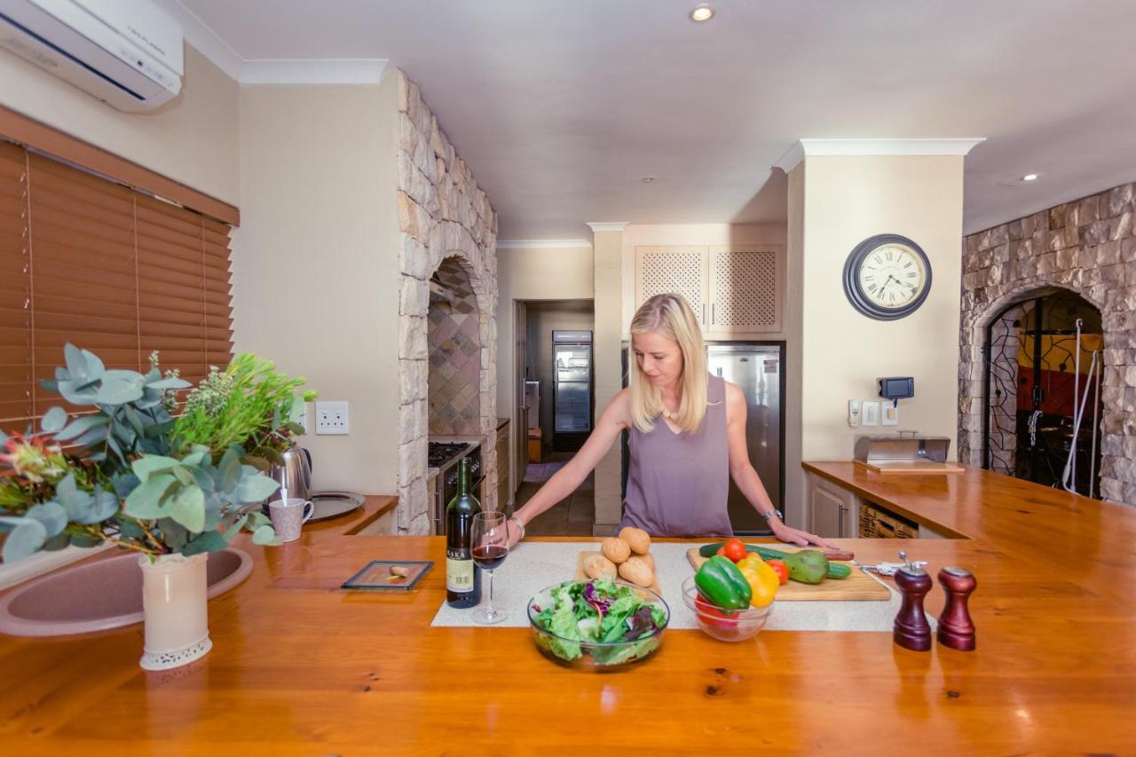 דירות דה קלדרס Whale Waters Self Catering Gansbaai מראה חיצוני תמונה